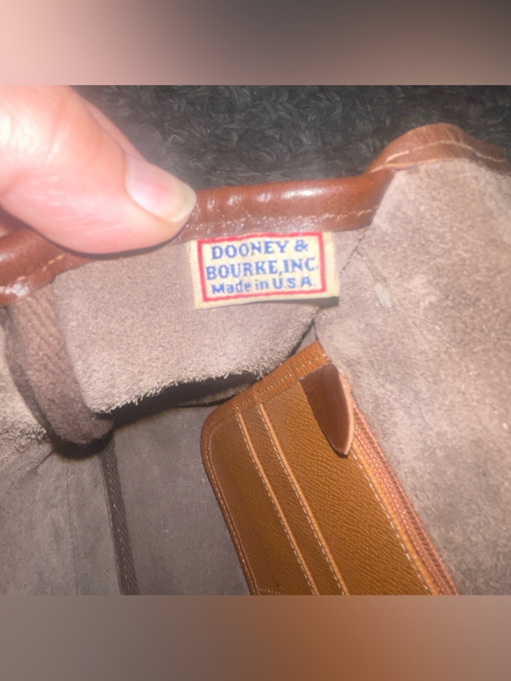 Vintage Dooney & Bourke Chocolate AWL Leather Crossbody Shoulder Bag - Picture 10 of 17